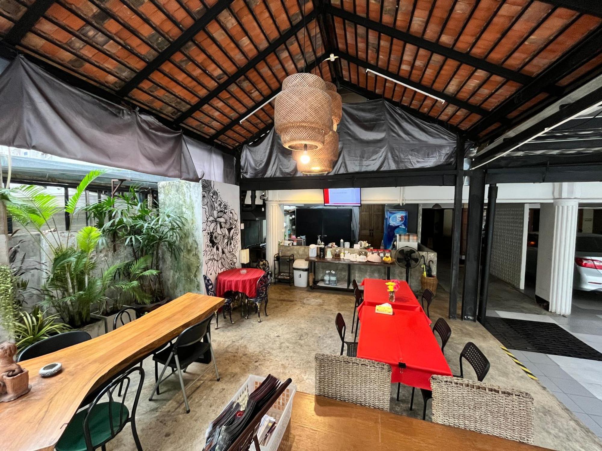 Rcn Court & Inn Chiang Mai Exterior photo