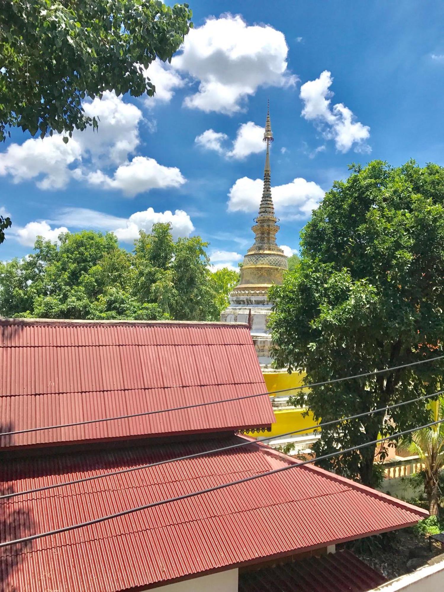 Rcn Court & Inn Chiang Mai Exterior photo