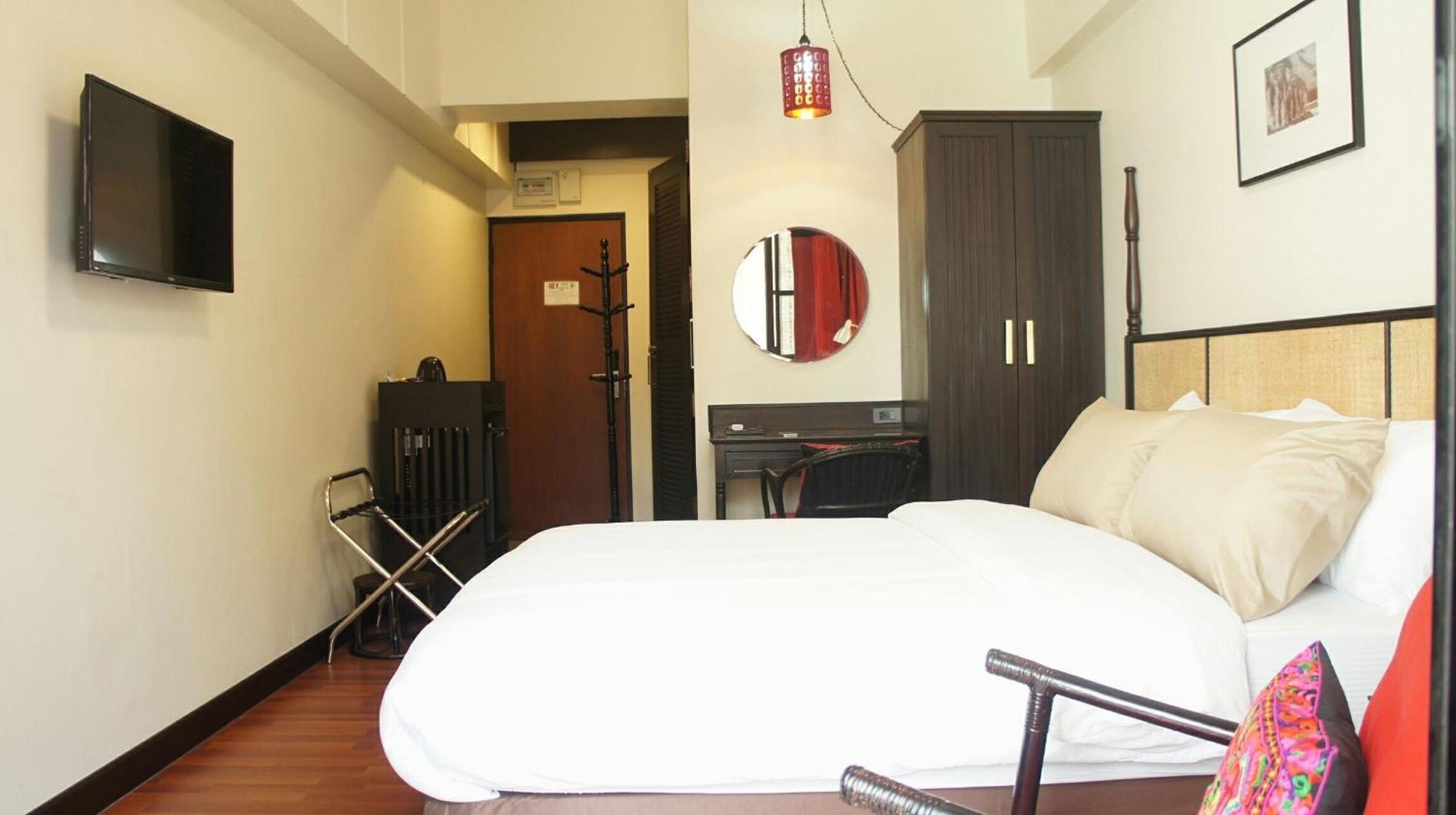 Rcn Court & Inn Chiang Mai Exterior photo